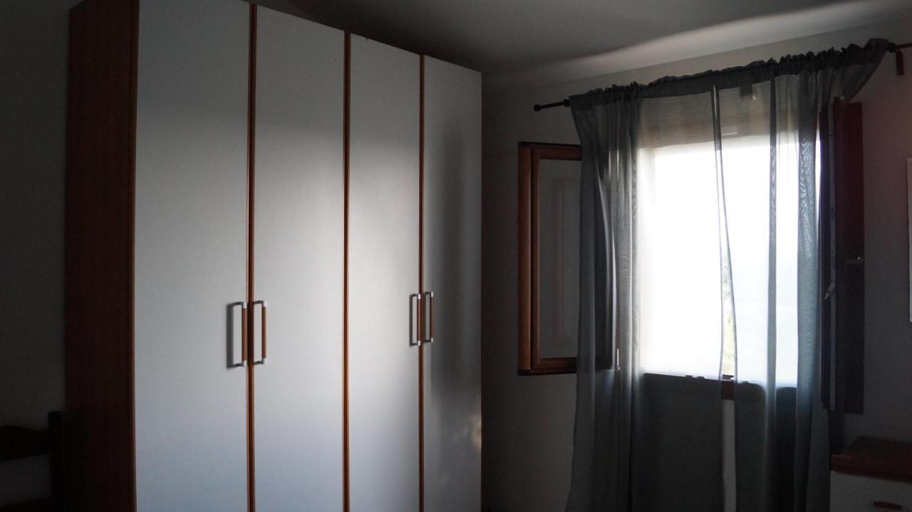 Domo Sara Villa Orosei Buitenkant foto