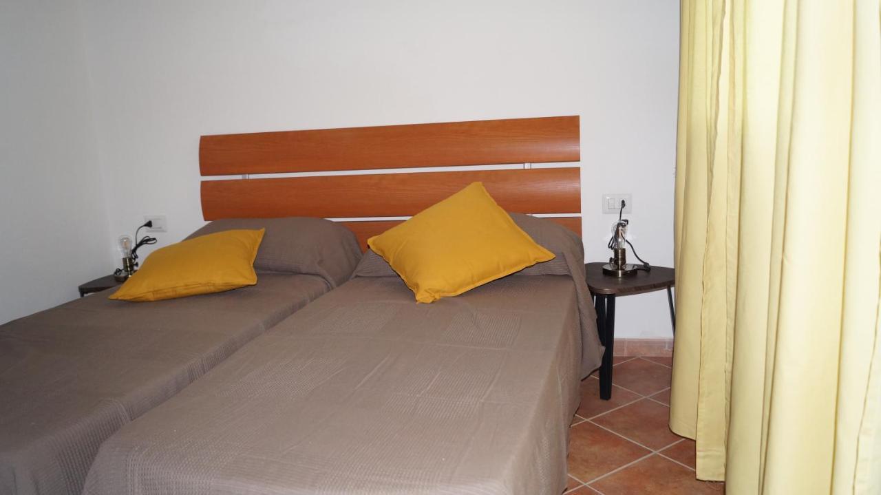 Domo Sara Villa Orosei Buitenkant foto