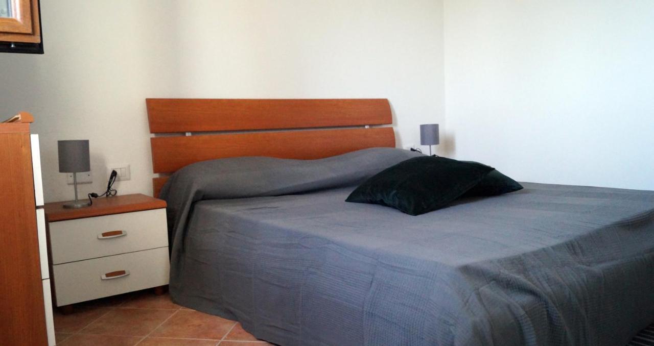 Domo Sara Villa Orosei Buitenkant foto