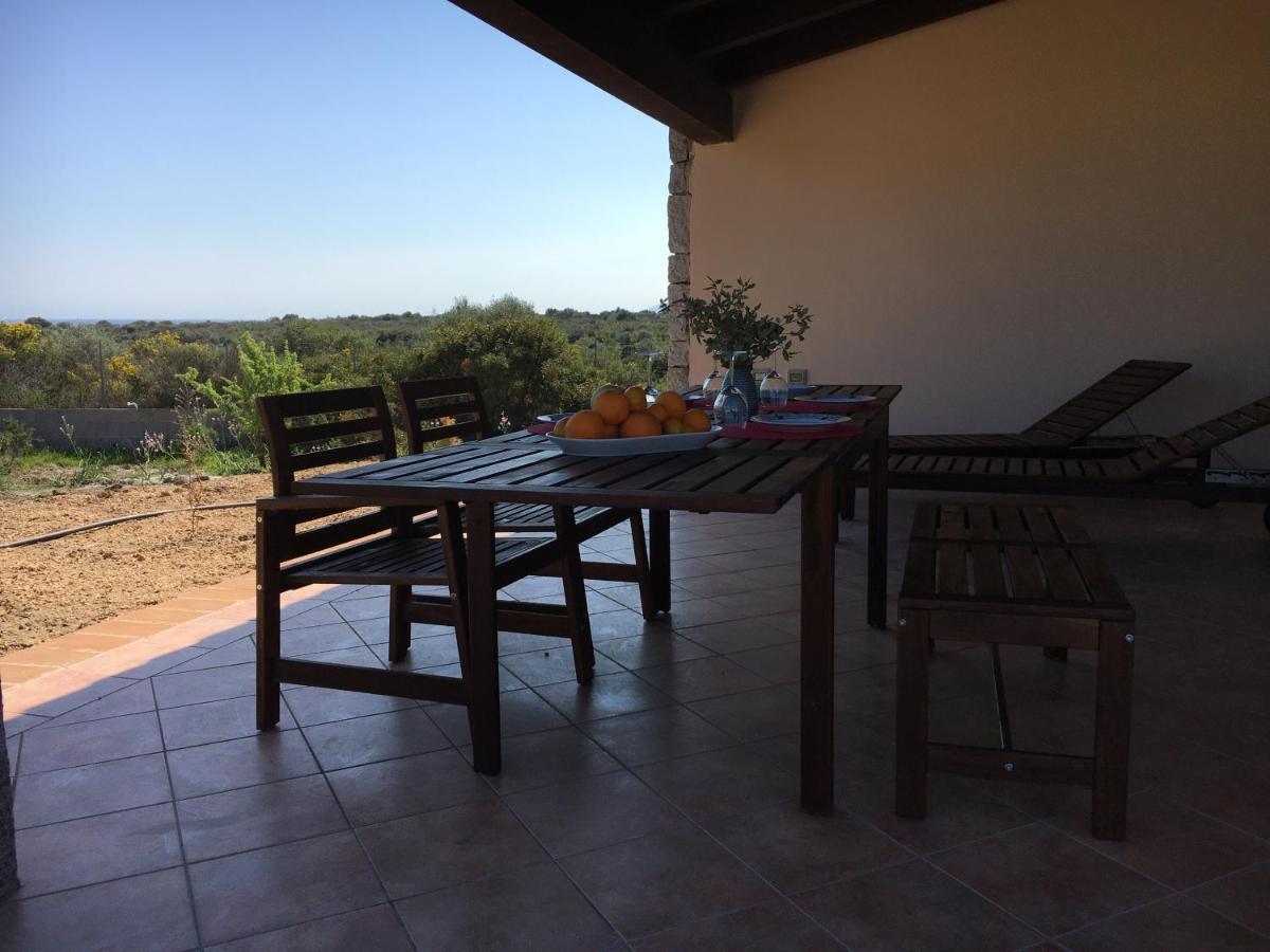 Domo Sara Villa Orosei Buitenkant foto