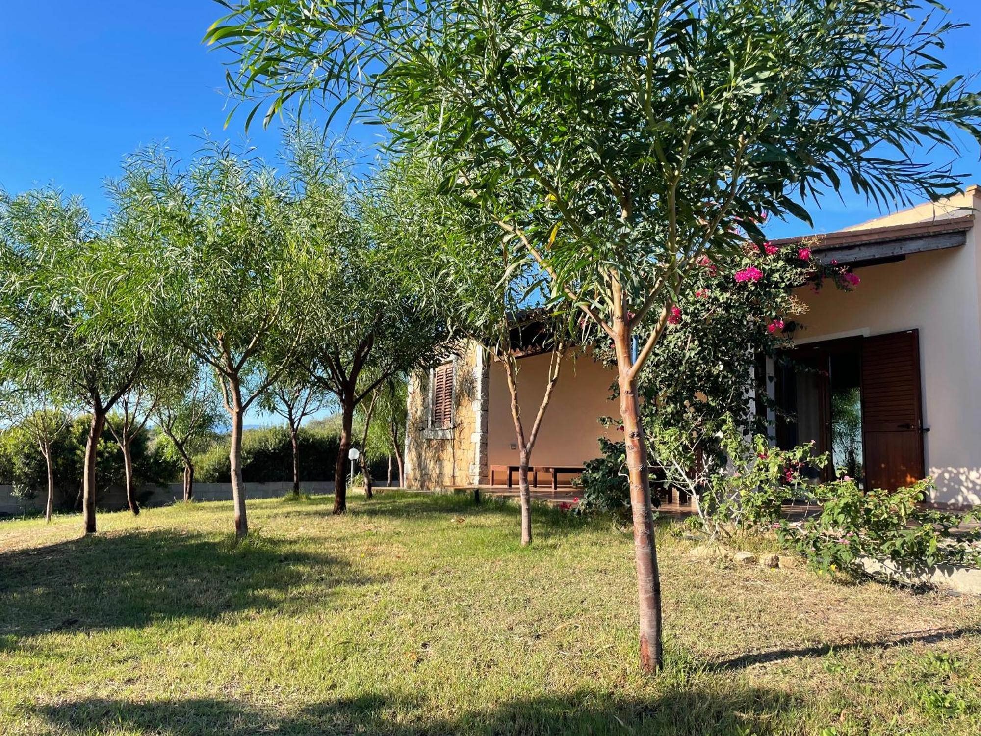 Domo Sara Villa Orosei Buitenkant foto